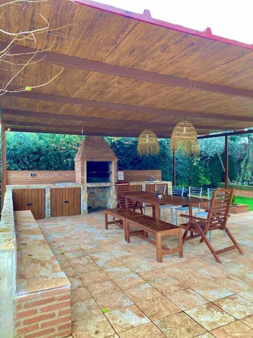 Villa Preciosa Con Hermosas Vistas. Hormigos Екстериор снимка